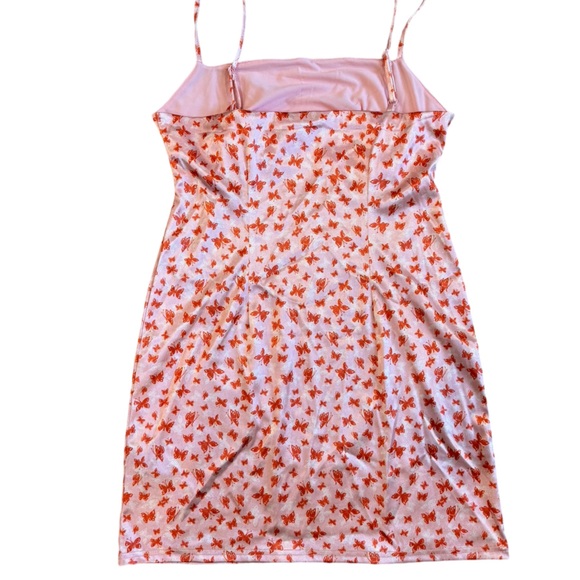 Urban Outfitters pink mini dress with butterflies size L - Picture 3 of 5